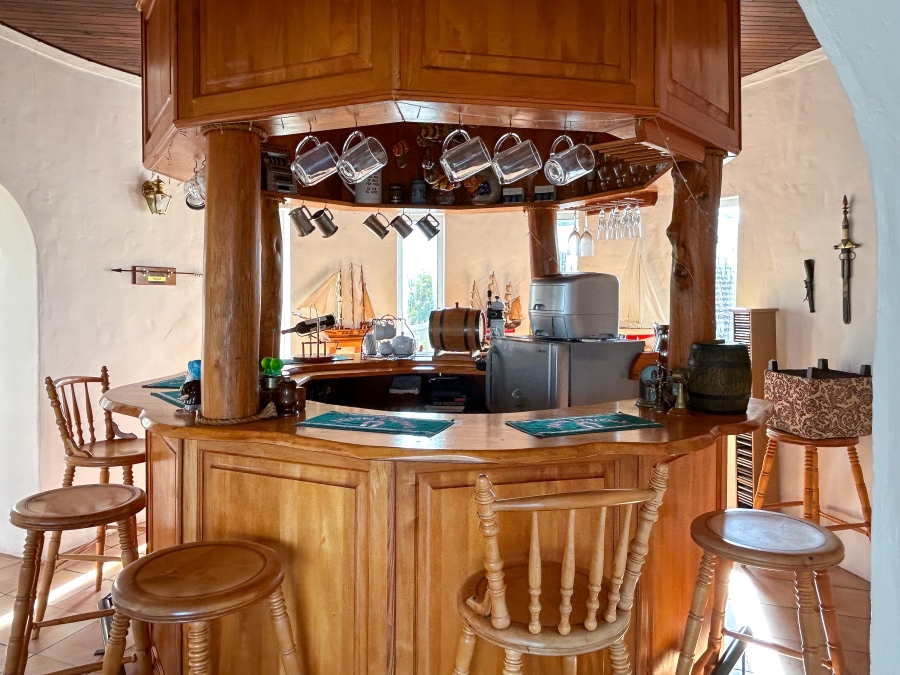 5 Bedroom Property for Sale in Heuwelkruin Western Cape